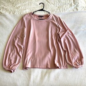 INC International concepts pink top with a slight puff sleeve, Size XL